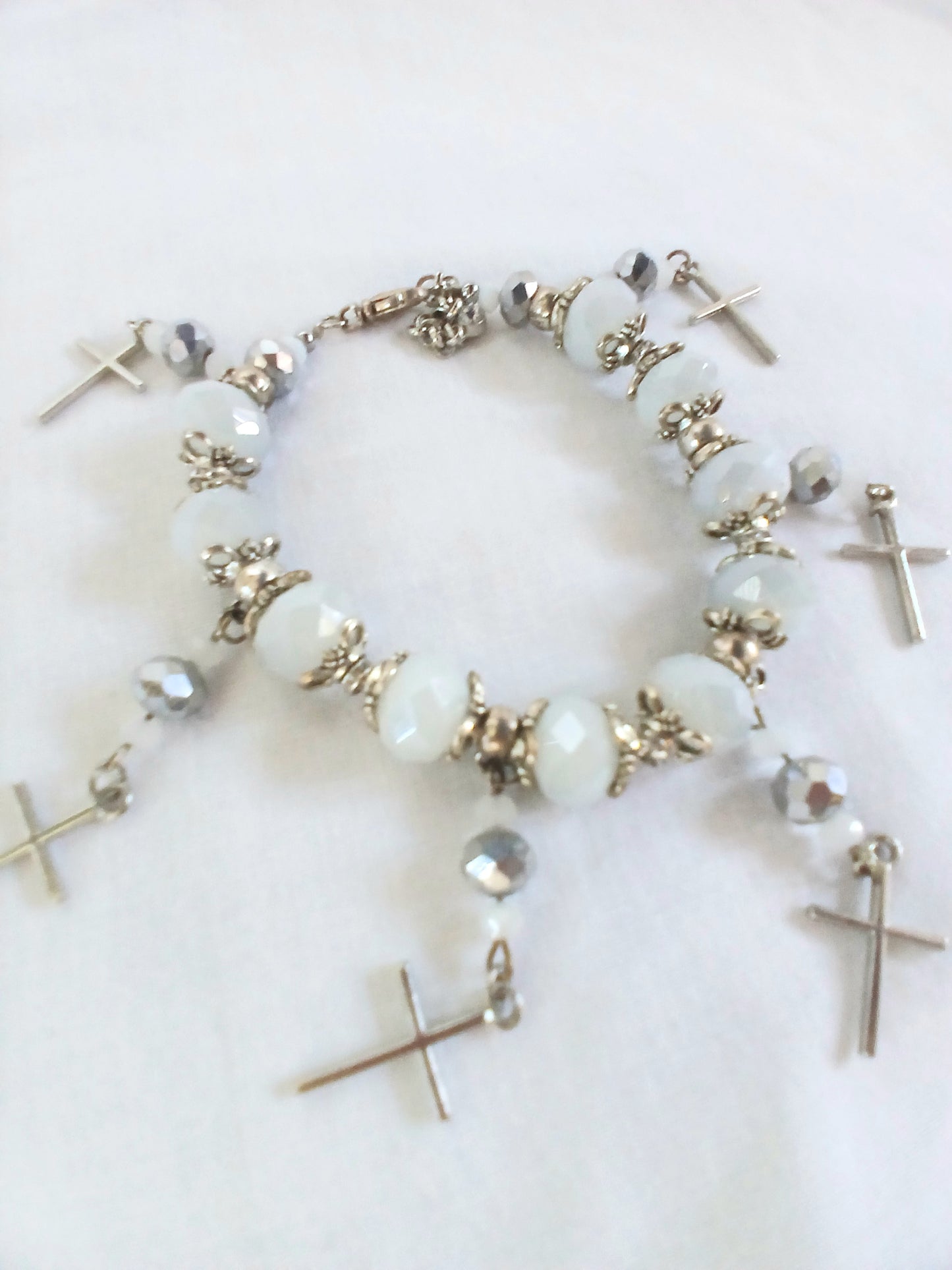 Necklace and bracelet set