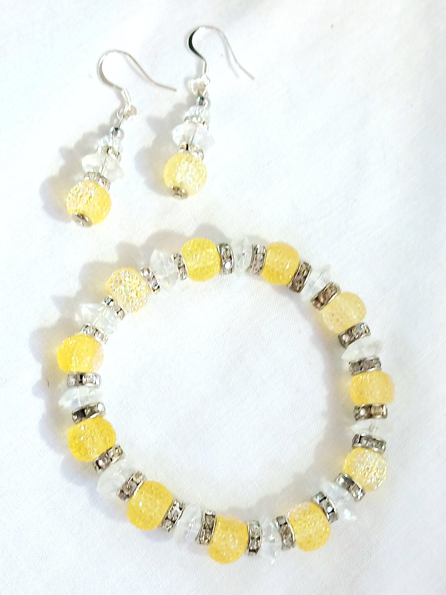 Earring and bracelet set