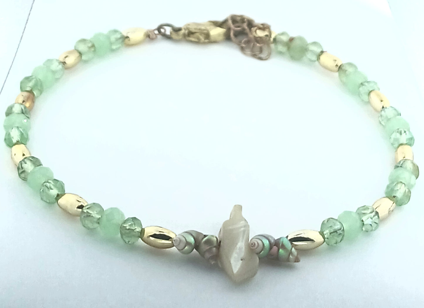 Mother of pearl bird bracelet